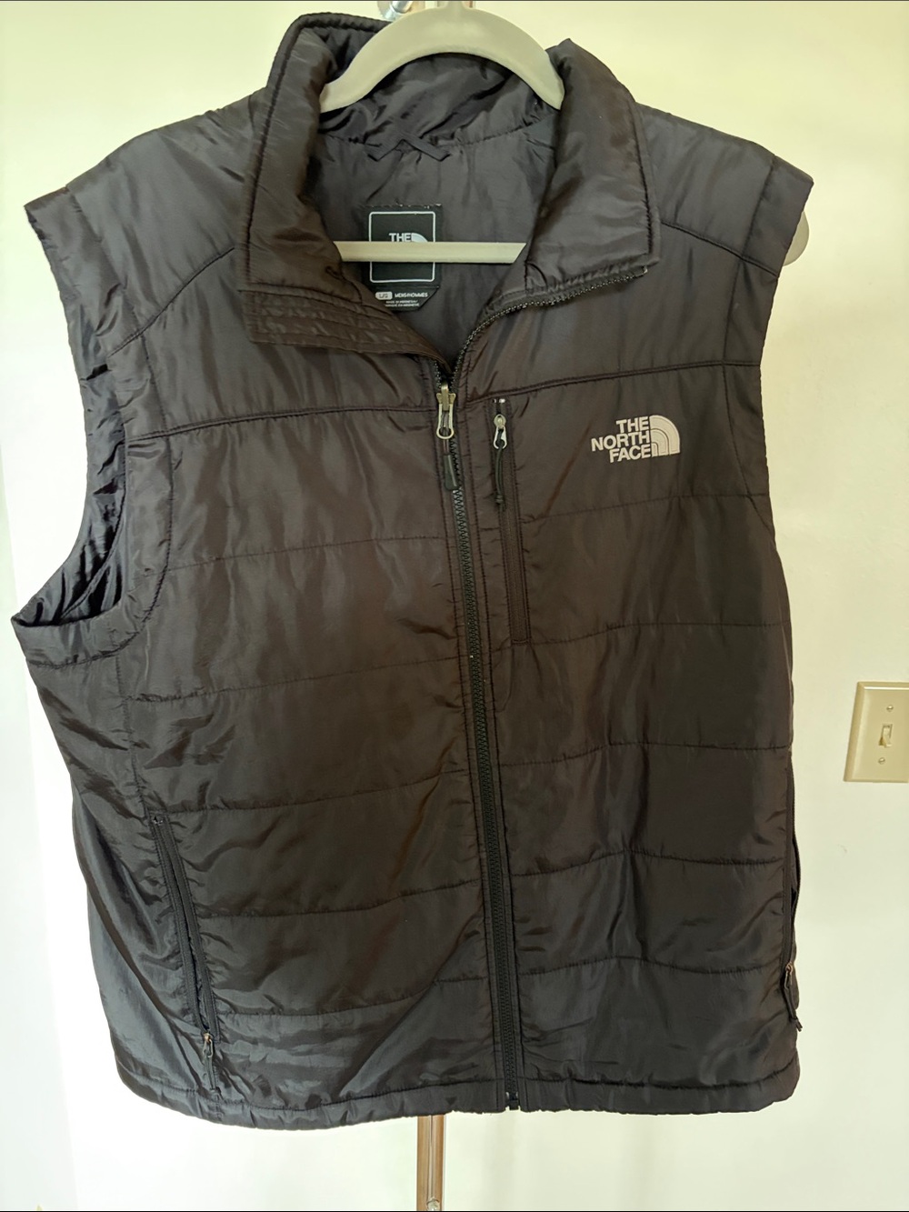 The North Face Men's Dark Gray Quilted Insulated Vest